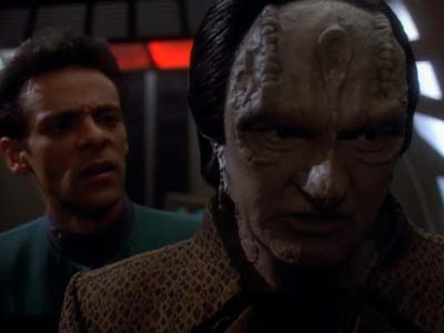 Star Trek: Deep Space Nine Screencaps "The Wire" (S2:E22)