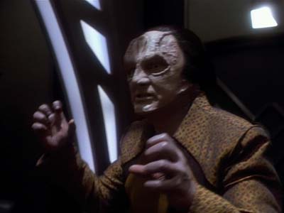 Star Trek: Deep Space Nine Screencaps "The Wire" (S2:E22)