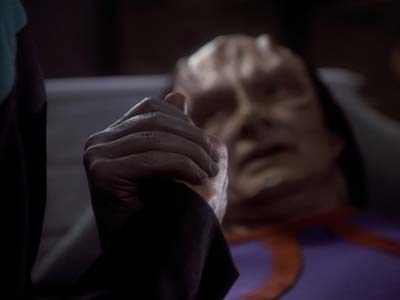 Star Trek: Deep Space Nine Screencaps "The Wire" (S2:E22)