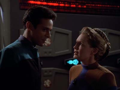 Star Trek: Deep Space Nine Screencaps "The Wire" (S2:E22)