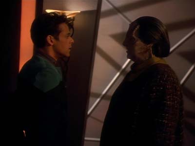 Star Trek: Deep Space Nine Screencaps "The Wire" (S2:E22)