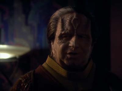 Star Trek: Deep Space Nine Screencaps "The Wire" (S2:E22)
