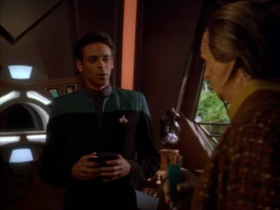 Star Trek: Deep Space Nine Screencaps "The Wire" (S2:E22)