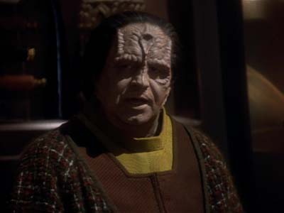 Star Trek: Deep Space Nine Screencaps "The Wire" (S2:E22)