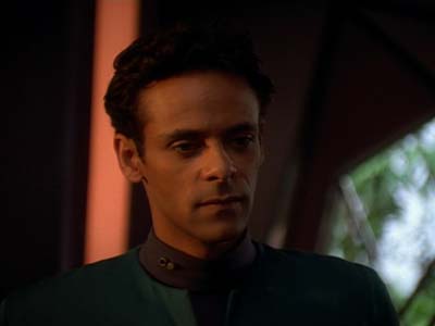 Star Trek: Deep Space Nine Screencaps "The Wire" (S2:E22)
