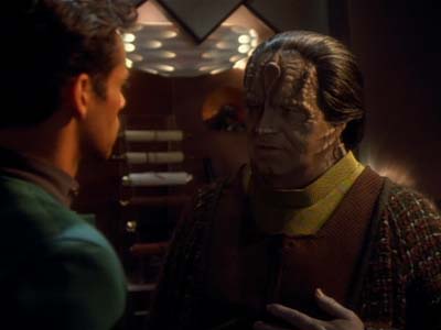 Star Trek: Deep Space Nine Screencaps "The Wire" (S2:E22)