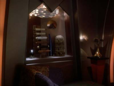 Star Trek: Deep Space Nine Screencaps "The Wire" (S2:E22)