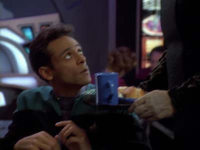 Star Trek: Deep Space Nine Screencaps "The Wire" (S2:E22)