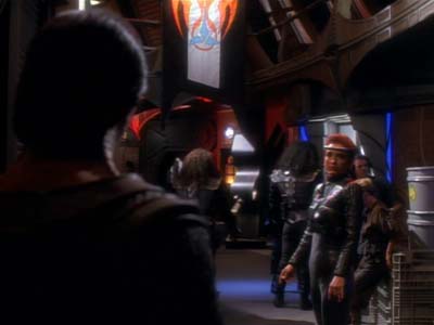 Star Trek: Deep Space Nine Screencaps "Crossover" (S2:E23)