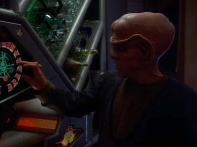 Star Trek: Deep Space Nine Screencaps "Crossover" (S2:E23)