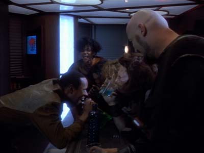 Star Trek: Deep Space Nine Screencaps "Crossover" (S2:E23)