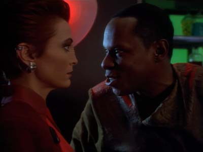 Star Trek: Deep Space Nine Screencaps "Crossover" (S2:E23)