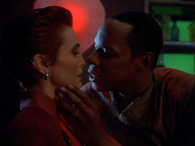 Star Trek: Deep Space Nine Screencaps "Crossover" (S2:E23)