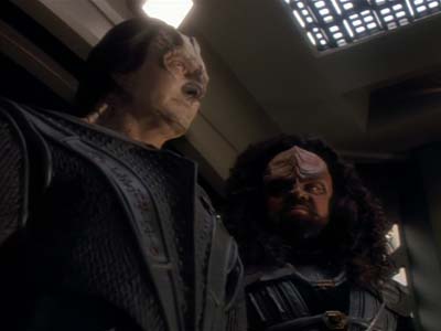 Star Trek: Deep Space Nine Screencaps "Crossover" (S2:E23)