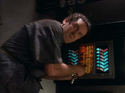 Star Trek: Deep Space Nine Screencaps "Crossover" (S2:E23)