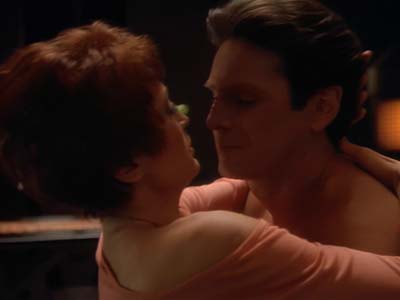 Star Trek: Deep Space Nine Screencaps "The Collaborator" (S2:E24)