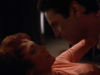 Star Trek: Deep Space Nine Screencaps "The Collaborator" (S2:E24)