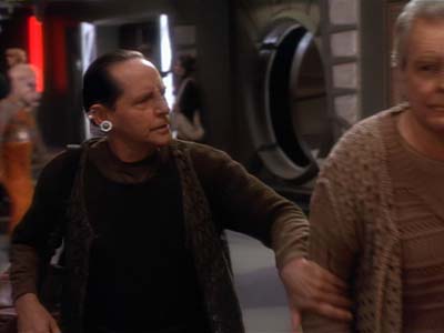 Star Trek: Deep Space Nine Screencaps "The Collaborator" (S2:E24)
