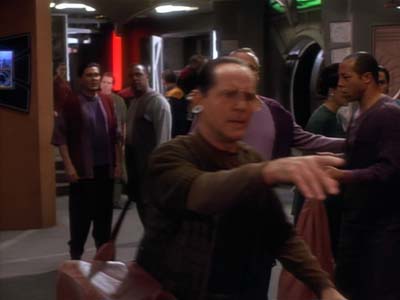 Star Trek: Deep Space Nine Screencaps "The Collaborator" (S2:E24)