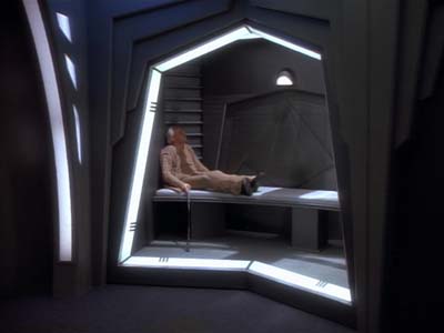 Star Trek: Deep Space Nine Screencaps "The Collaborator" (S2:E24)