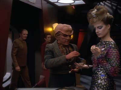 Star Trek: Deep Space Nine Screencaps "The Collaborator" (S2:E24)
