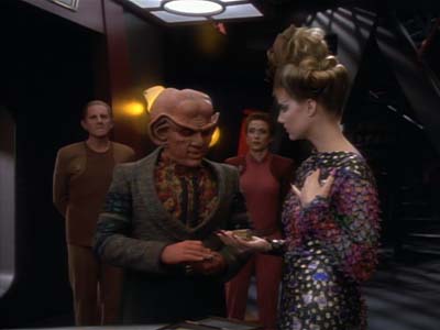Star Trek: Deep Space Nine Screencaps "The Collaborator" (S2:E24)