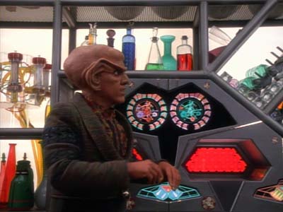 Star Trek: Deep Space Nine Screencaps "The Collaborator" (S2:E24)