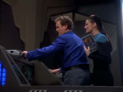Star Trek: Deep Space Nine Screencaps "Tribunal" (S2:E25)