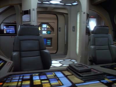 Star Trek: Deep Space Nine Screencaps "Tribunal" (S2:E25)