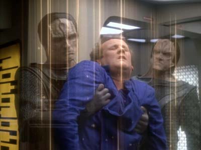 Star Trek: Deep Space Nine Screencaps "Tribunal" (S2:E25)