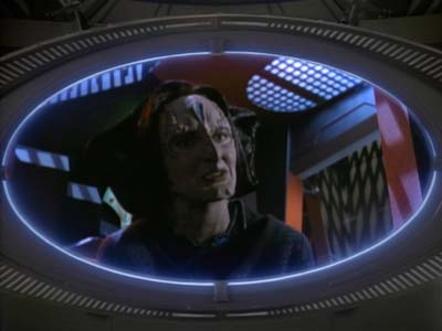 Star Trek: Deep Space Nine Screencaps "Tribunal" (S2:E25)