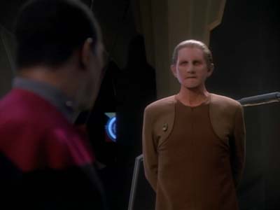 Star Trek: Deep Space Nine Screencaps "Tribunal" (S2:E25)