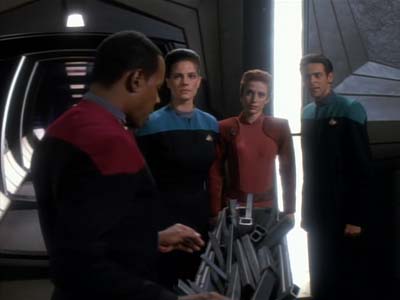 Star Trek: Deep Space Nine Screencaps "Tribunal" (S2:E25)