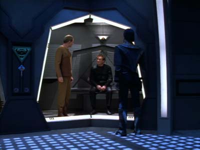 Star Trek: Deep Space Nine Screencaps "Tribunal" (S2:E25)
