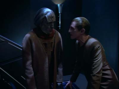Star Trek: Deep Space Nine Screencaps "Tribunal" (S2:E25)