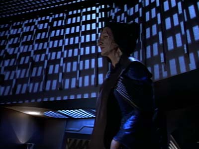 Star Trek: Deep Space Nine Screencaps "Tribunal" (S2:E25)