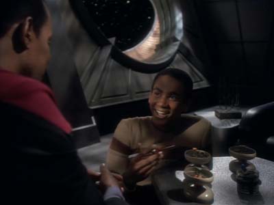 Star Trek: Deep Space Nine Screencaps "The Jem'Hadar" (S2:E26)