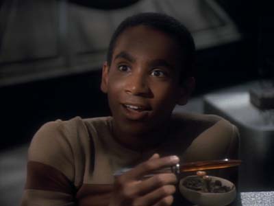 Star Trek: Deep Space Nine Screencaps "The Jem'Hadar" (S2:E26)