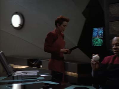 Star Trek: Deep Space Nine Screencaps "The Jem'Hadar" (S2:E26)