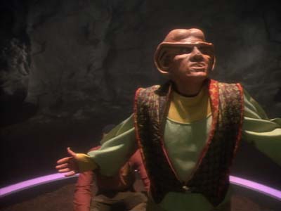 Star Trek: Deep Space Nine Screencaps "The Jem'Hadar" (S2:E26)
