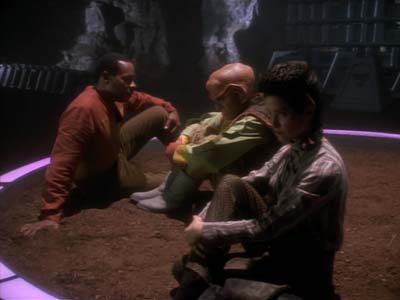 Star Trek: Deep Space Nine Screencaps "The Jem'Hadar" (S2:E26)