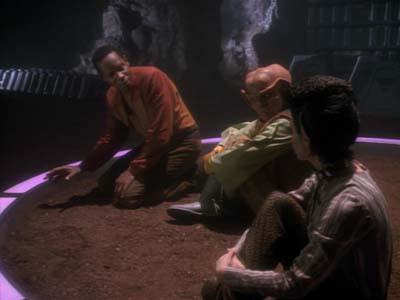 Star Trek: Deep Space Nine Screencaps "The Jem'Hadar" (S2:E26)