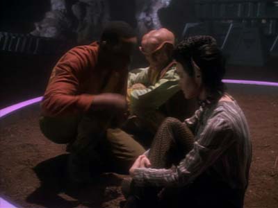 Star Trek: Deep Space Nine Screencaps "The Jem'Hadar" (S2:E26)