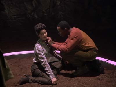 Star Trek: Deep Space Nine Screencaps "The Jem'Hadar" (S2:E26)