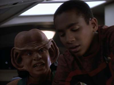Star Trek: Deep Space Nine Screencaps "The Jem'Hadar" (S2:E26)