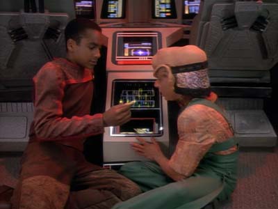 Star Trek: Deep Space Nine Screencaps "The Jem'Hadar" (S2:E26)