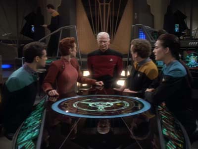 Star Trek: Deep Space Nine Screencaps "The Jem'Hadar" (S2:E26)