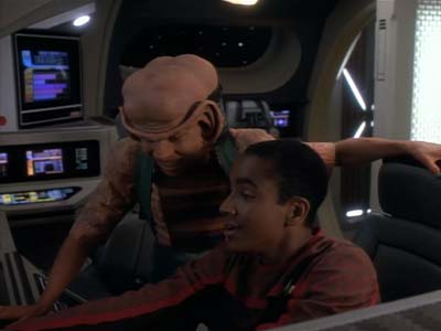 Star Trek: Deep Space Nine Screencaps "The Jem'Hadar" (S2:E26)