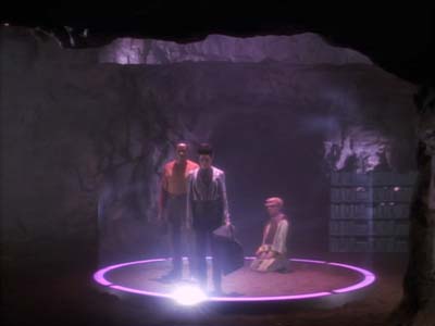 Star Trek: Deep Space Nine Screencaps "The Jem'Hadar" (S2:E26)