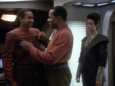 Star Trek: Deep Space Nine Screencaps "The Jem'Hadar" (S2:E26)